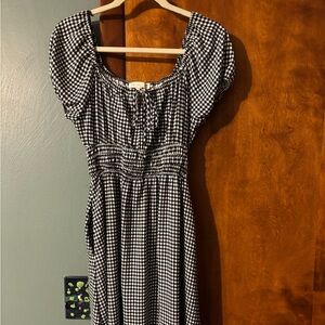 New without tags, Monteau Black and White Gingham Midi Dress.